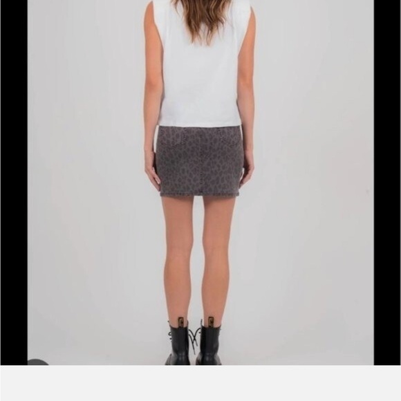 Level 99 Darcy Wild Thing Skirt - Picture 6 of 6